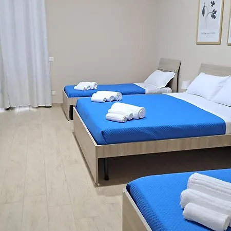 Enrica House ナポリ